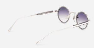 sato naos P/GC-1 ovale sonnenbrille aus titan und acetat in silber und grau mit grauen verlaufsgläsern