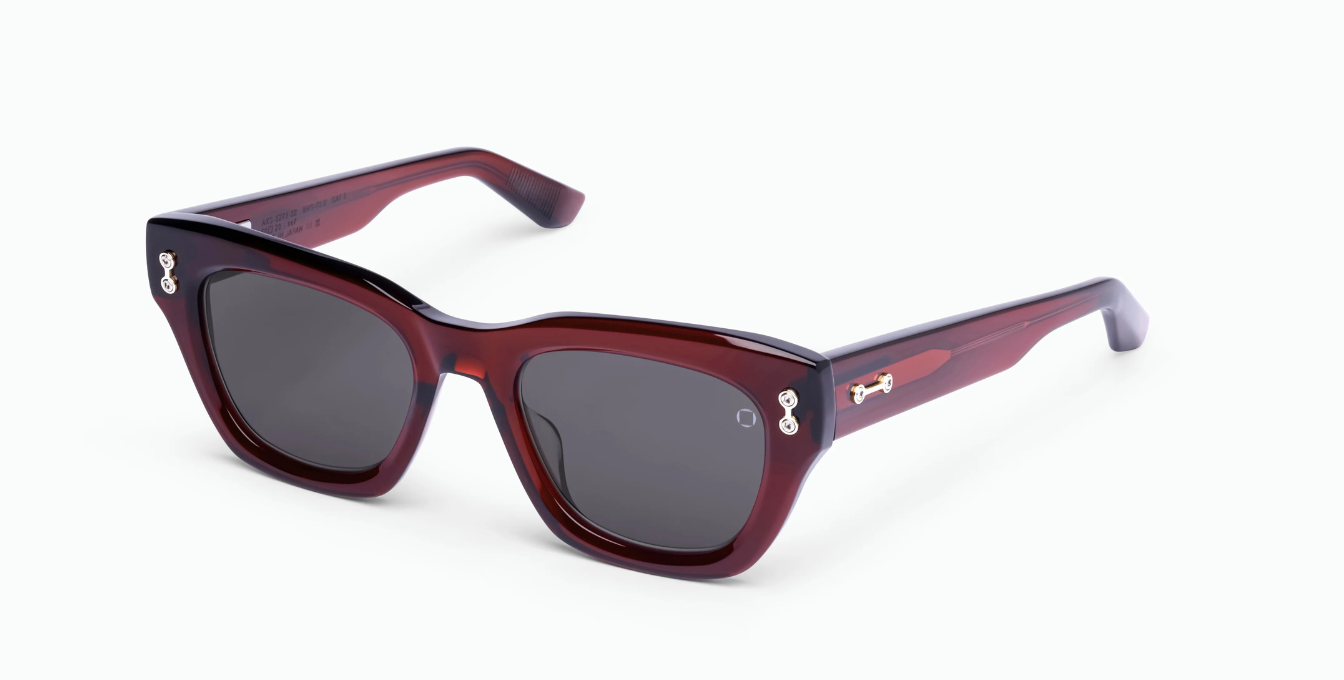 akoni nebula crystal bordeaux cateye sonnenbrille in weinrot mit grauen gläsern