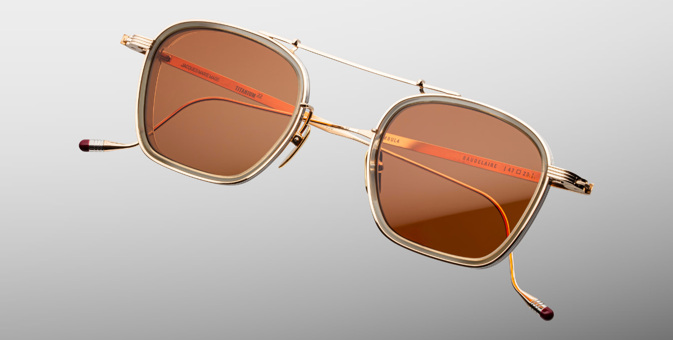 jacques marie mage baudelaire 2 darjeeling eckige sonnenbrille aus titan und acetat in gold und taupe mit orangenen gläsern