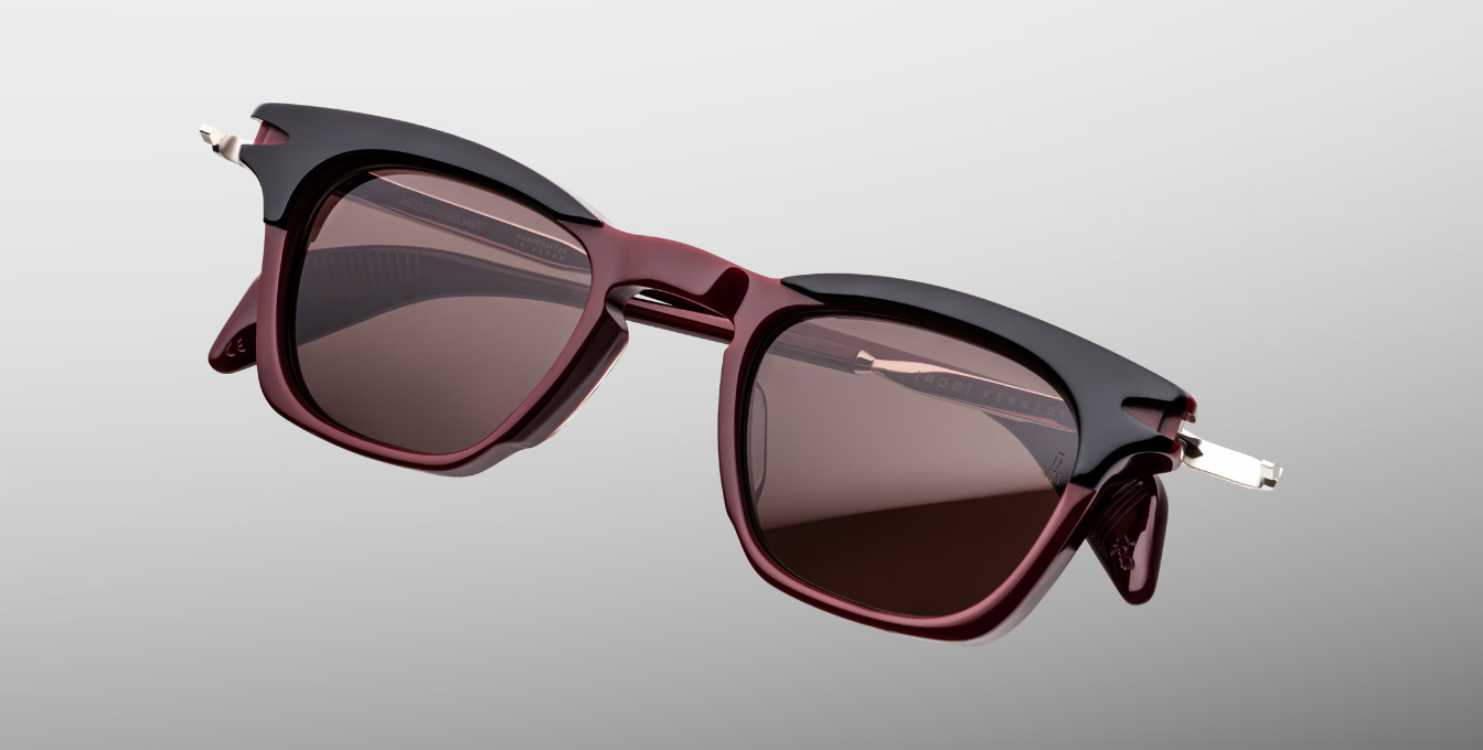 jacques marie mage kennedy bordeaux empire eckige sonnenbrille in rot und schwarz mit braunen gläsern