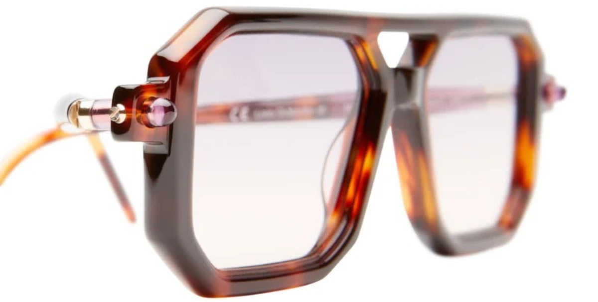 kuboraum P8 HAP eckige sonnenbrille aus acetat in havana mit violet-gelben verlaufsgläsern