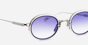 sato acamar II as/p-1 ovale sonnenbrille aus titan in silber mit blauen verlaufsgläsern