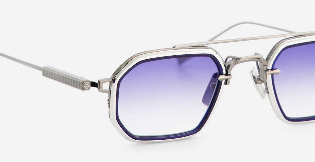 sato kursa as/p-1 rechteckige sonnenbrille mit doppelsteg aus titan in silber mit blauen verlaufsgläsern