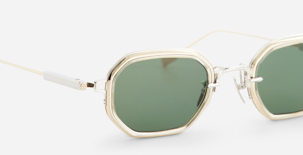 sato timir II p/lg-1 rechteckige sonnenbrille aus titan in silber und gold mit grau grünen gläsern