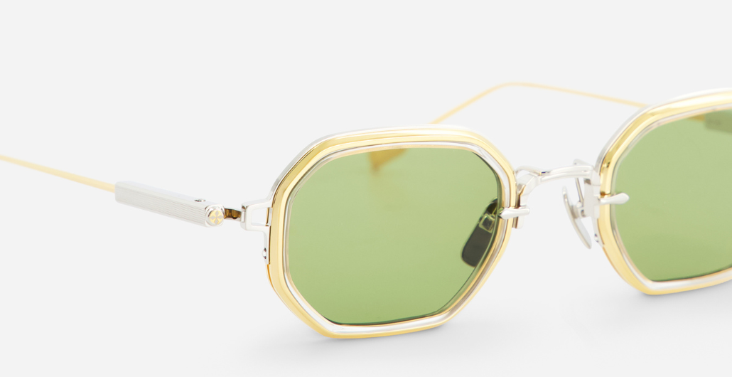 sato timir II P/yg-1 rechteckige sonnenbrille aus titan in gold und silber mit grünen gläsern