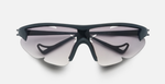 district vision junya racer paf off-black schwarze sportsonnenbrille mit grauen verlaufsgläsern