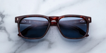 jacques marie mage dewitt breccia eckige sonnenbrille in havana mit blauen gläsern