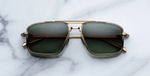 jacques marie mage earl musket eckige sonnenbrille in gold und silber mit grünen gläsern