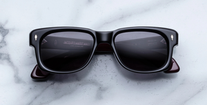 jacques marie mage fly bloodstone eckige sonnenbrille in schwarz mit grauen gläsern