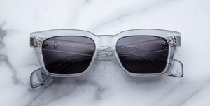 jacques marie mage molino sulfur eckige sonnenbrille in grau transparent mit grauen gläsern
