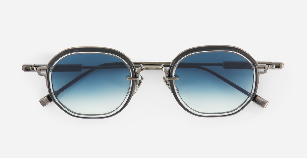 sato toliman II as/BB-1 eckige sonnenbrille aus titan in silber und schwarz und blauen verlaufsgläsern