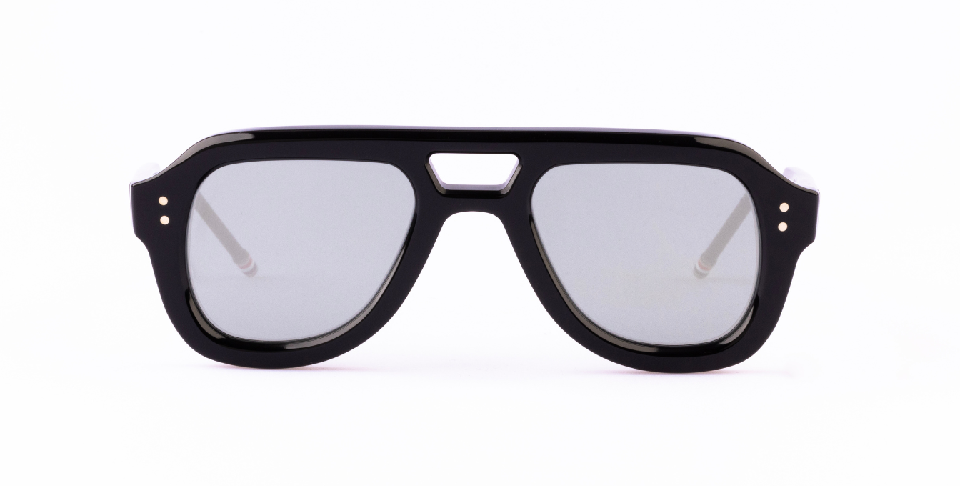 牛*ン様 THOM BROWNE サングラス Thom Browne 933A 001 – Leidmann