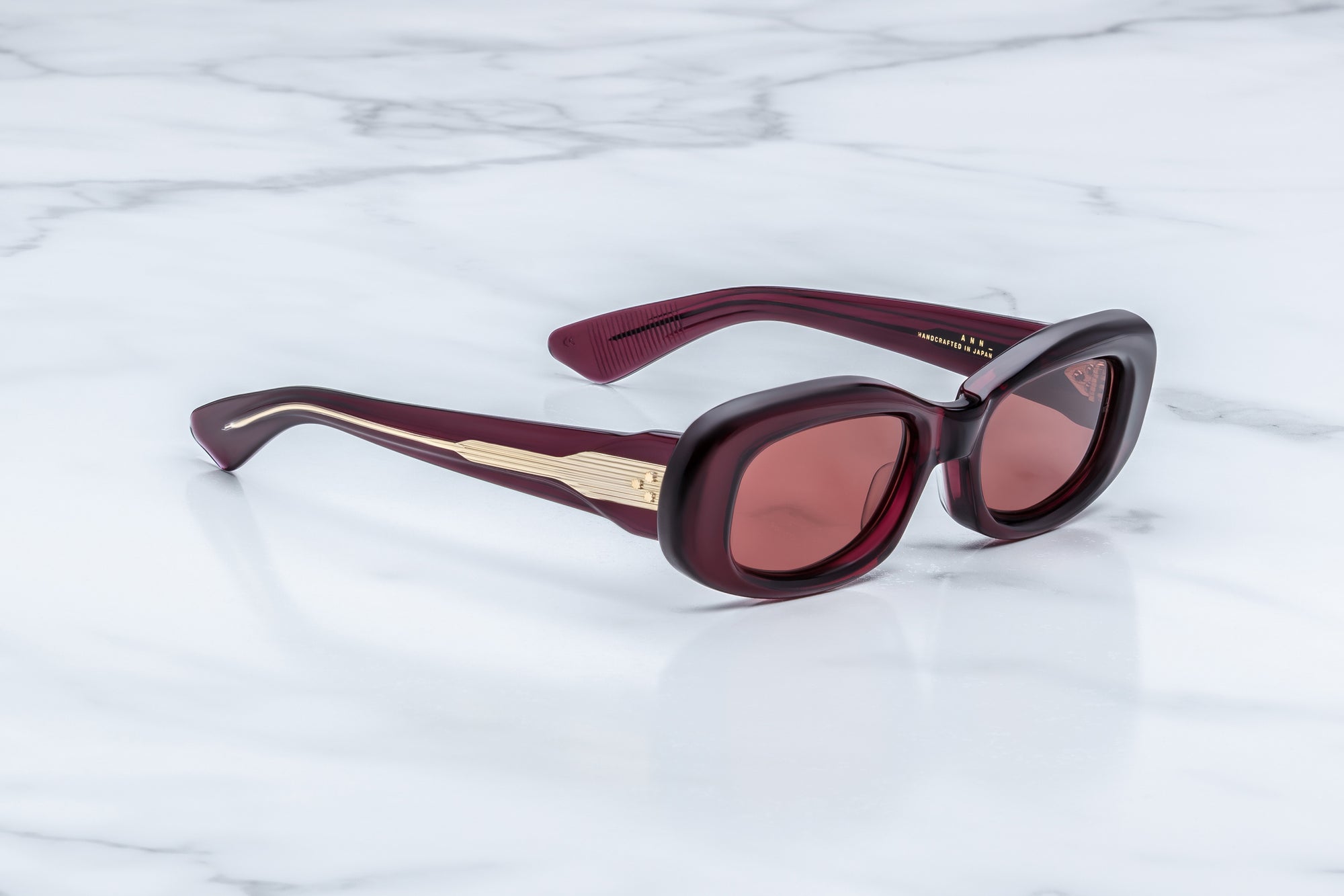 Jacques Marie Mage Ann Sonnenbrille in Amarena - limitierte, handgefertigte Luxusbrille 