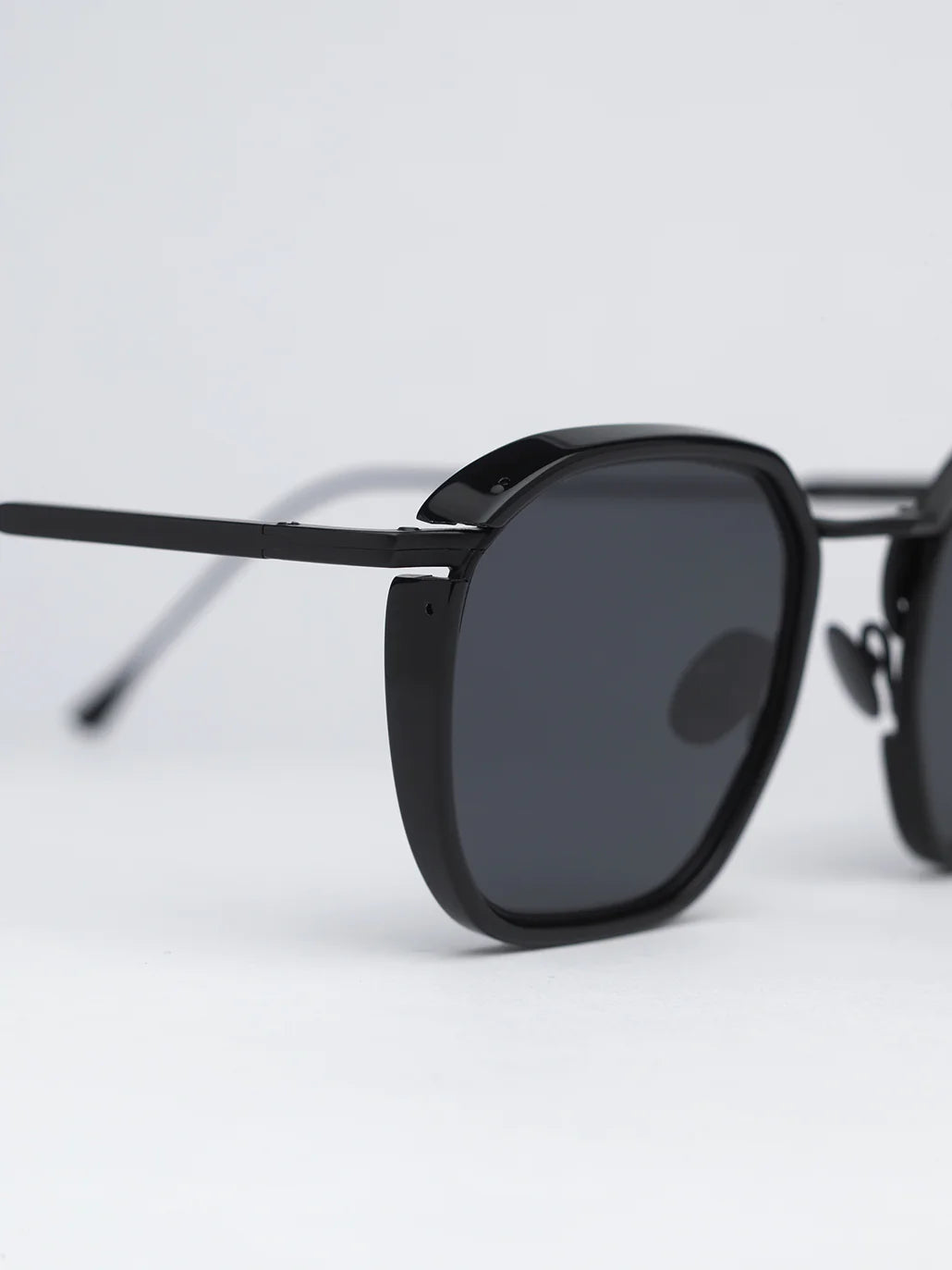 John Dalia Iggy C301