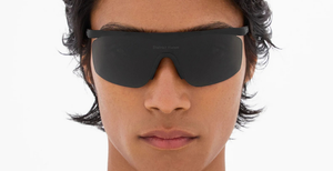 district vision konoha black sportsonnenbrille in schwarz mit grauen gläsern