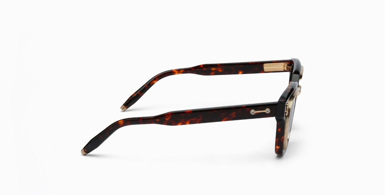 akoni apollo havana eckige sonnenbrille in braun und gold mit braunen gläsern