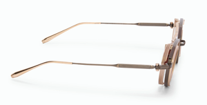 akoni eris-two antique gold eckige aviator sonnenbrille aus titan in gold mit braunen gläsern