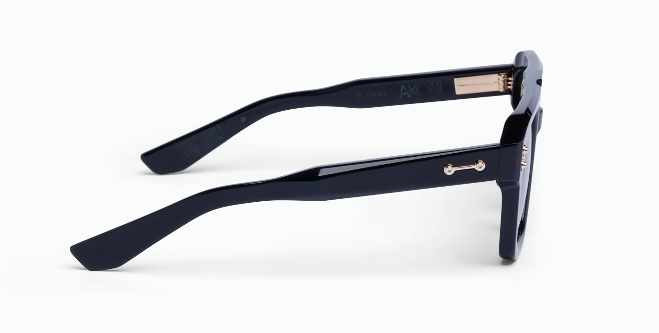 akoni perseus solid black eckige sonnenbrille in schwarz mit grauen verlaufsgläsern