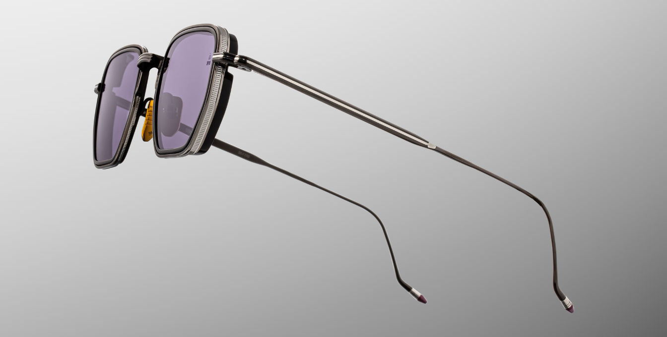 jacques marie mage atkins corbeau eckige sonnenbrille in schwarz mit grauen gläsern