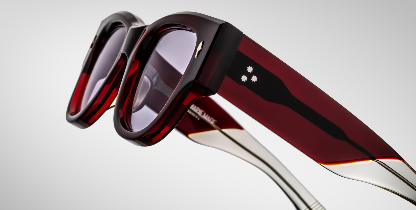 jacques marie mage chelsea cherry eckige sonnenbrille in rot mit violetten gläsern