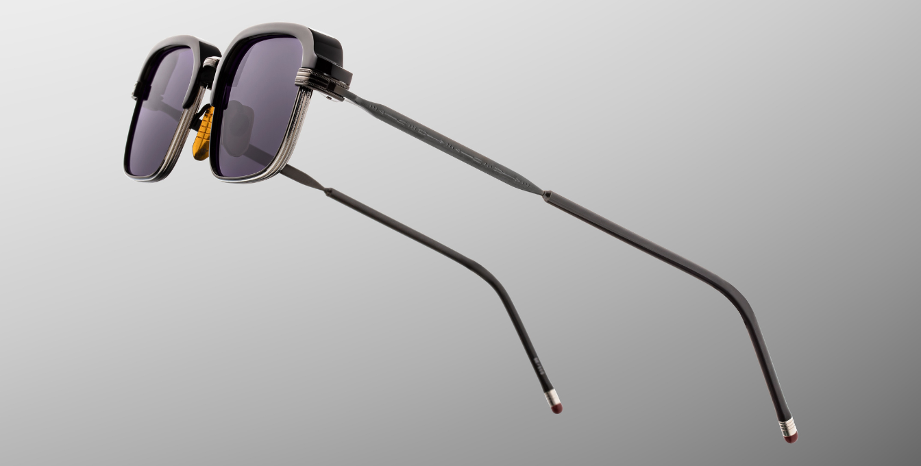 jacques marie mage comanche corbeau rechteckige sonnenbrille aus Titan und acetat in schwarz mit silber und grauen gläsern