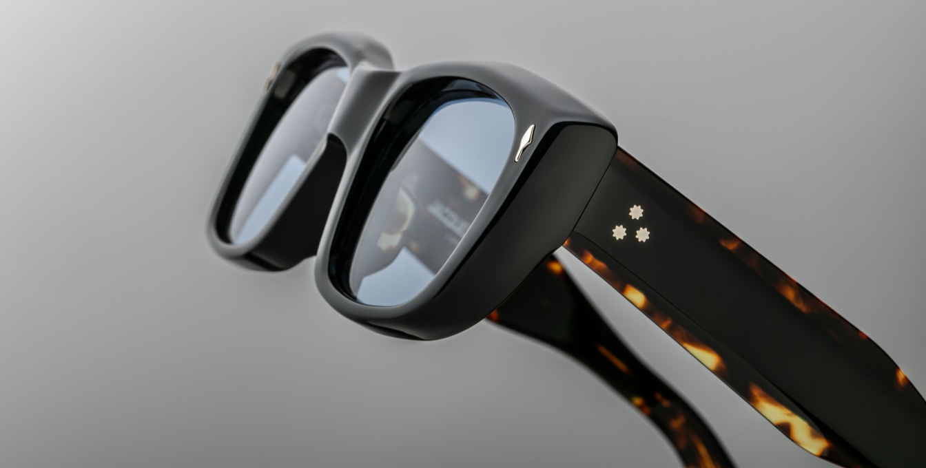 jacques marie mage corniche noir side detail