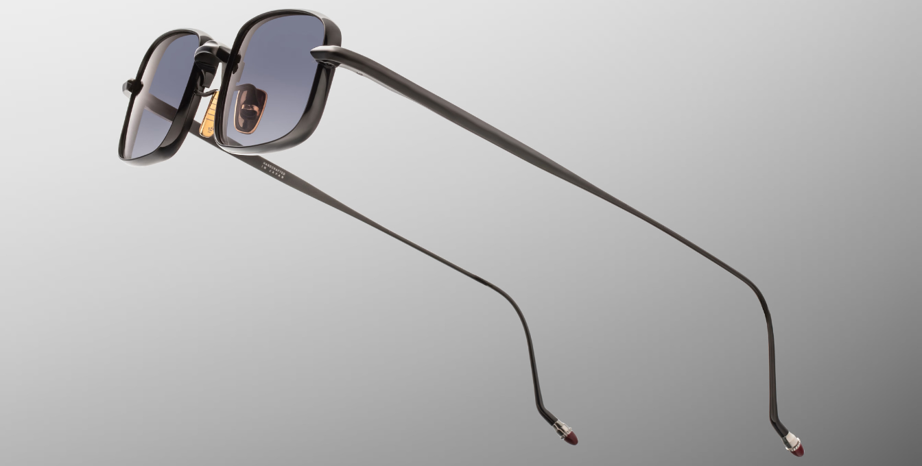 jacques marie mage dusk black eckige sonnenbrille aus titan in schwarz mit grauen verspiegelten gläsern