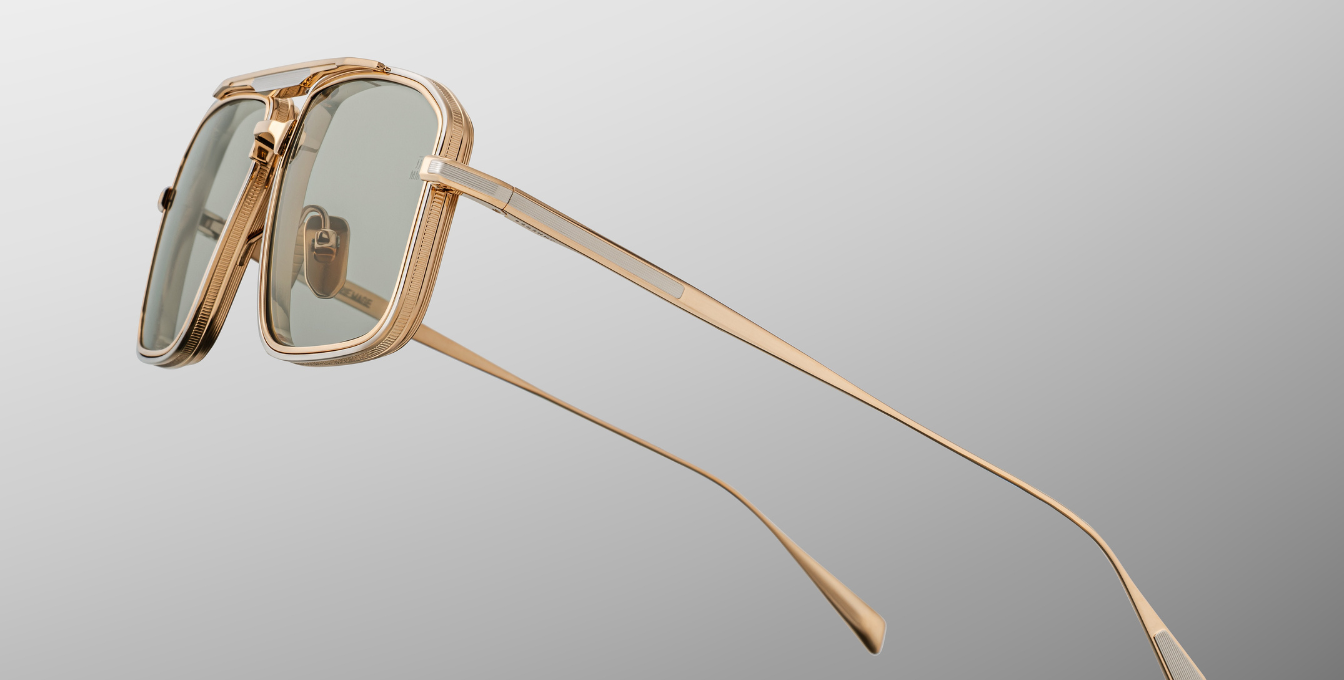 jacques marie mage earl altan eckige sonnenbrille in gold und silber mit grünen gläsern