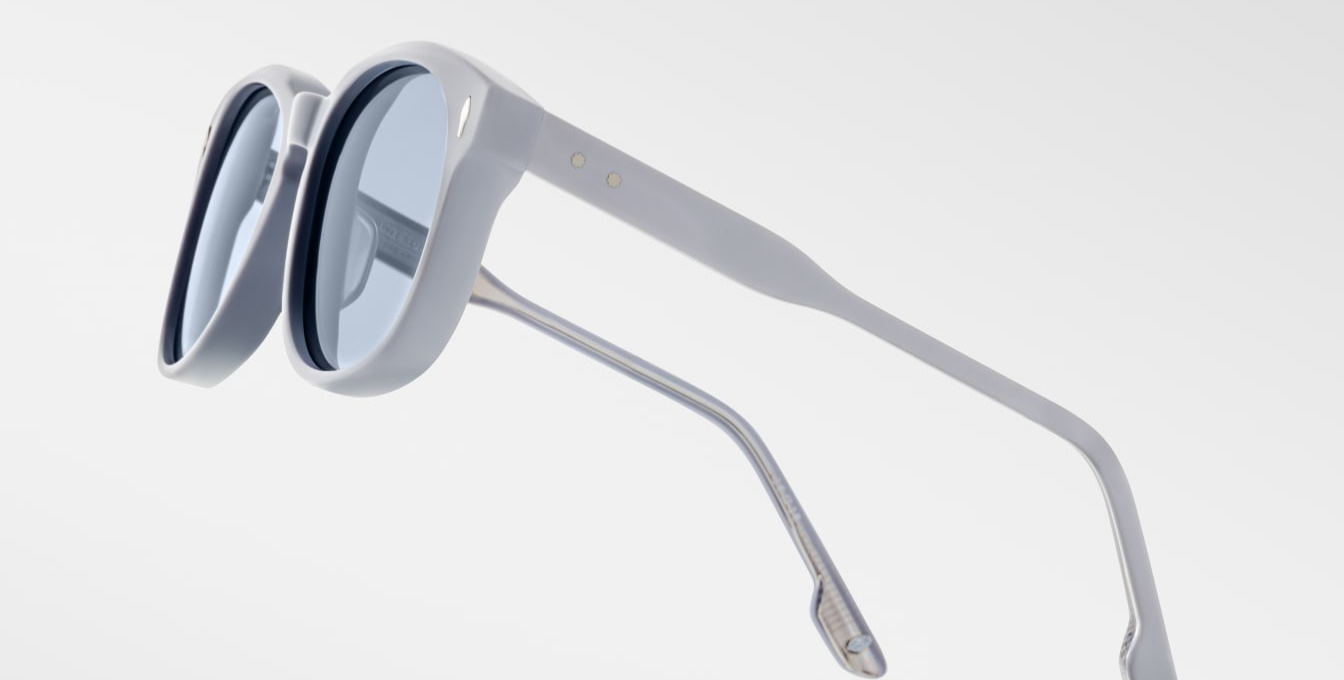 jacques marie mage kay sky suede  blaue aviator sonnenbrille aus acetat mit blauen gläsern