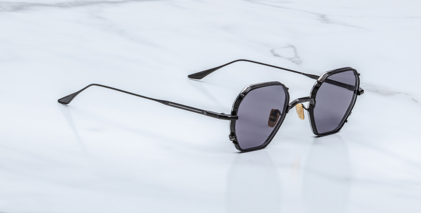 jacques marie mage verlaine corbeau titansonnenbrille in schwarz und silber mit grauen gläsern