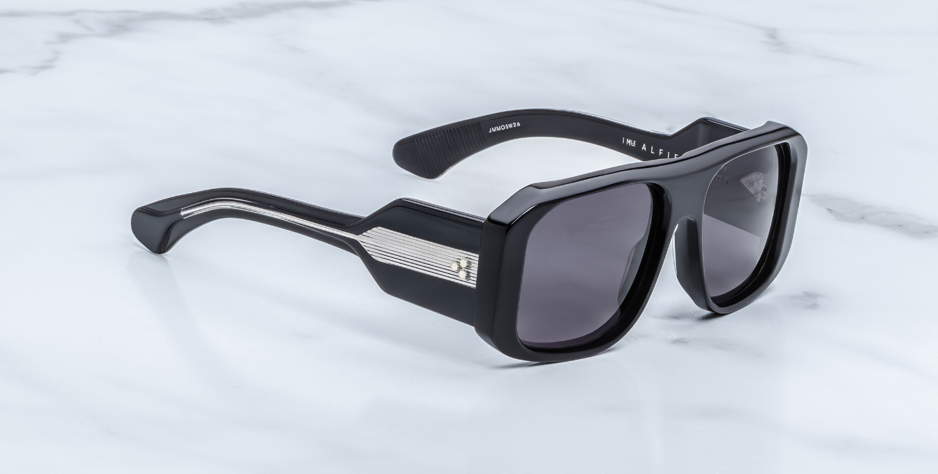 jacques marie mage alfie shadow eckige sonnenbrille in schwarz mit dunkelgrauen gläsern