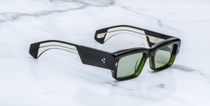 jacques marie mage engel borneo eckige sonnenbrille in grün aus acetat mit grünen gläsern