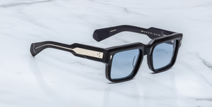 jacques marie mage hemmings obscure eckige sonnenbrille in schwarz mit hellblauen gläsern