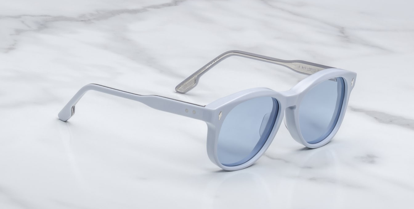 jacques marie mage kay sky suede  blaue aviator sonnenbrille aus acetat mit blauen gläsern
