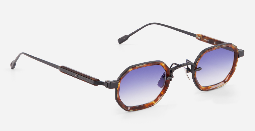 sato erakis b/t-1 eckige sonnenbrille in matt schwarz und tortoise mit dunkel blauen verlaufsgläsern