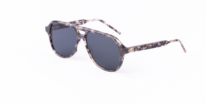 Thom Browne 927A | 025 Piloten Luxus-Sonnebrille mit grauem Rahmen und blauen Gläsern
