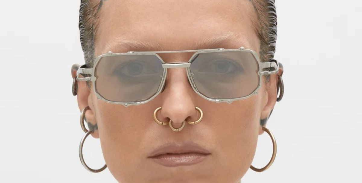 kuboraum Z71 SL eckige sonnenbrille in silber und matt silber mit grauen verpspiegelten gläsern