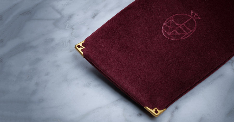 Jacques Marie Mage Softcase velvet burgundy limited edition